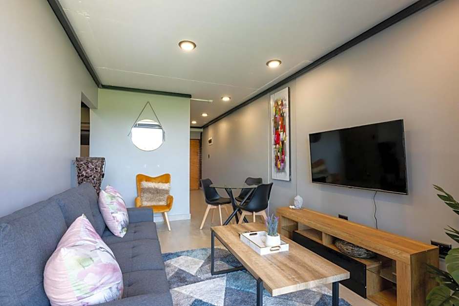 Lux Onyx 207 in Umhlanga Ridge