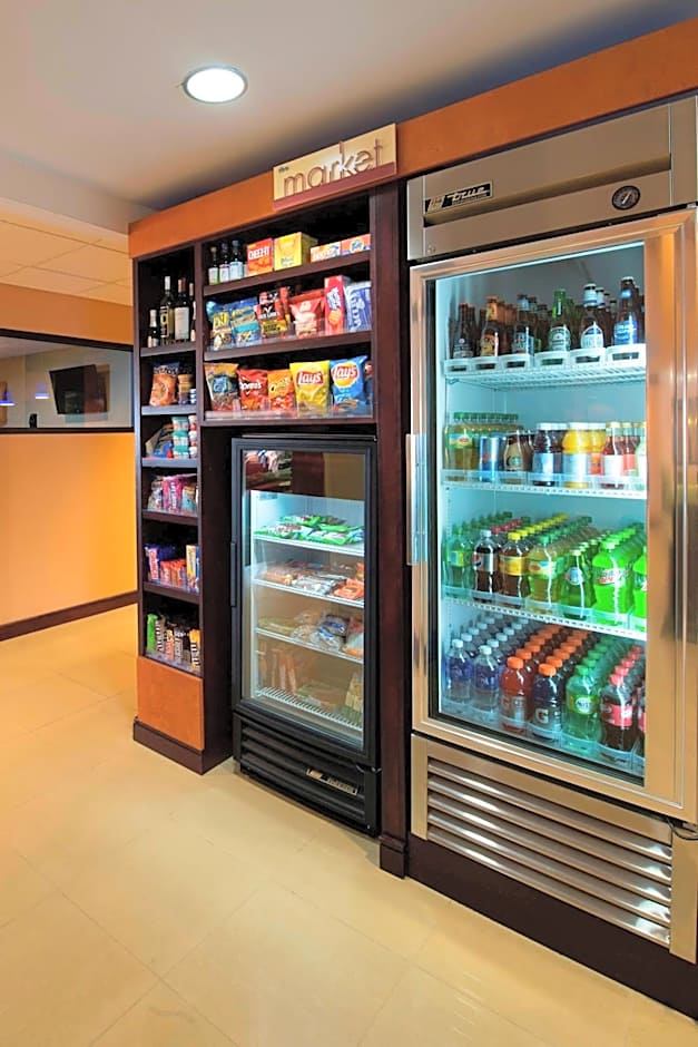 Fairfield Inn & Suites by Marriott Charleston Airport/Convention Center
