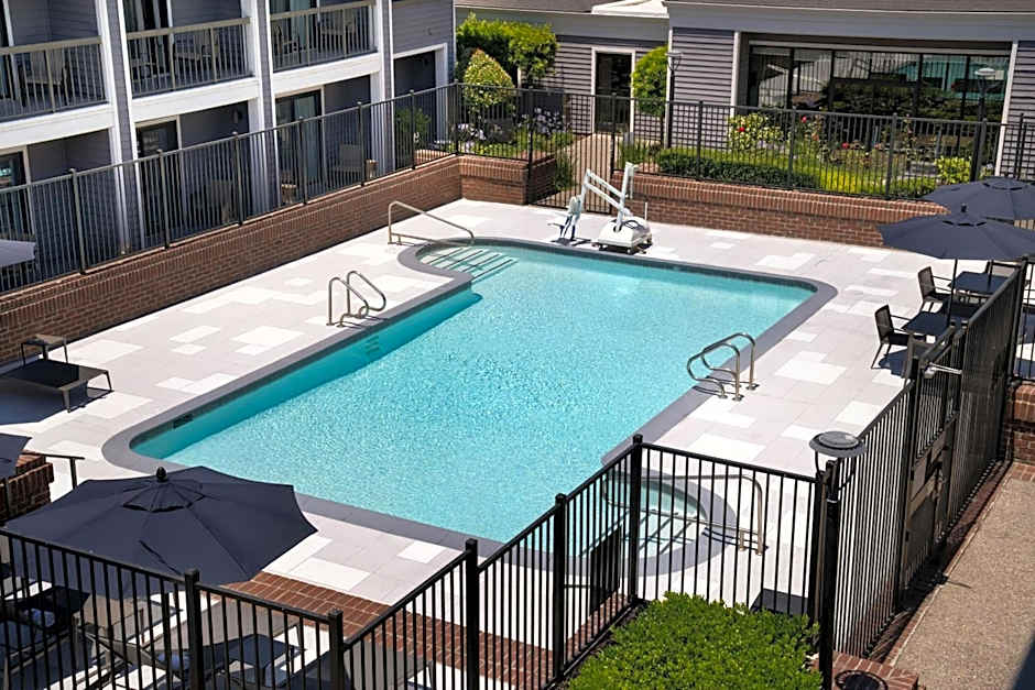 Courtyard by Marriott San Francisco Larkspur Landing/Marin County