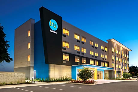 Tru By Hilton Sebring FL