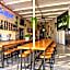 Capsuleaccom Hostel
