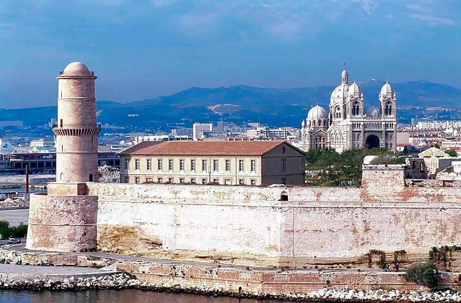 ibis budget Marseille Est Porte d'Aubagne