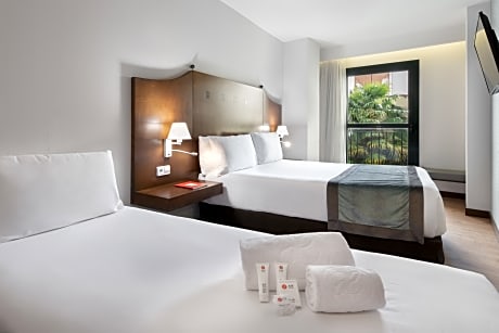 Double room with extra bed (child)