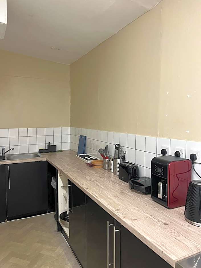 Onefam Waterloo 18-36 years old