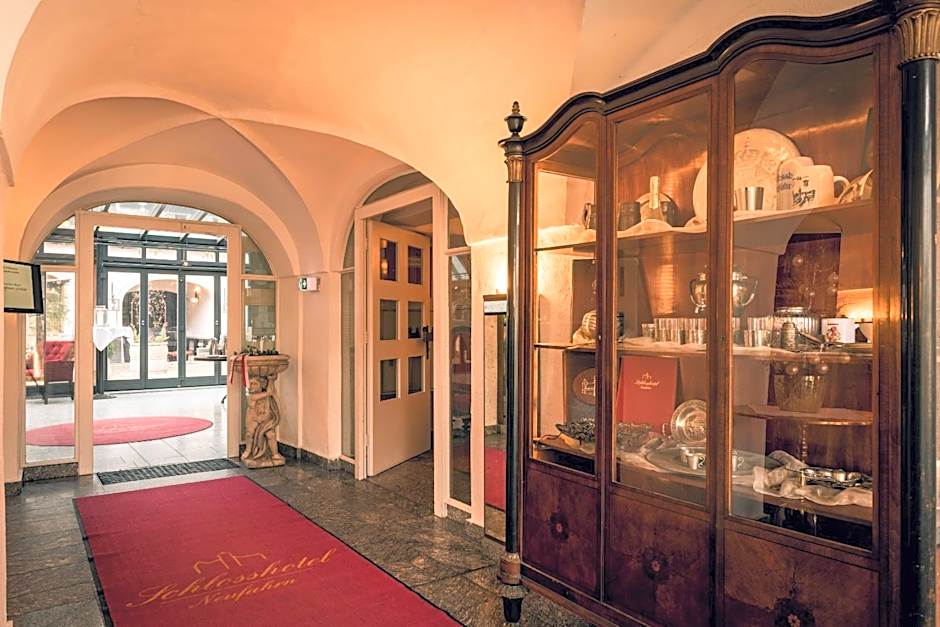 Schlosshotel Neufahrn