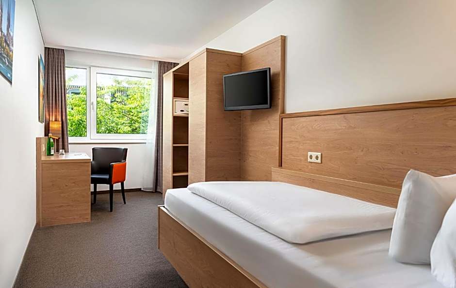 Stadthotel am Romerturm