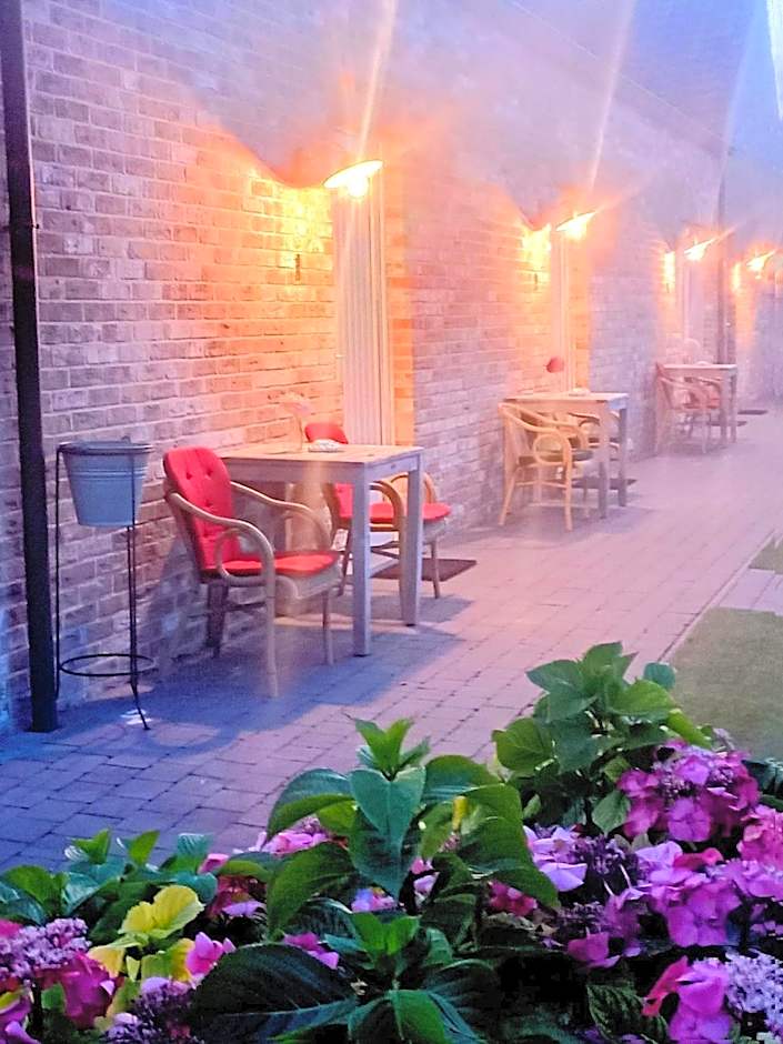 B&B Quarterhouse