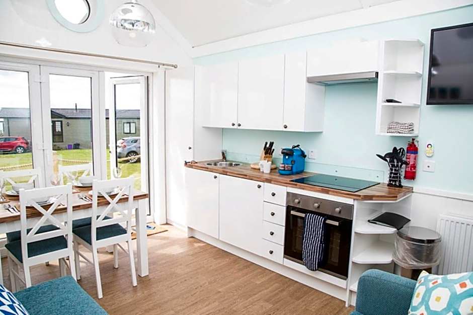 Sauchope Links Holiday Lodge and Glamping Park