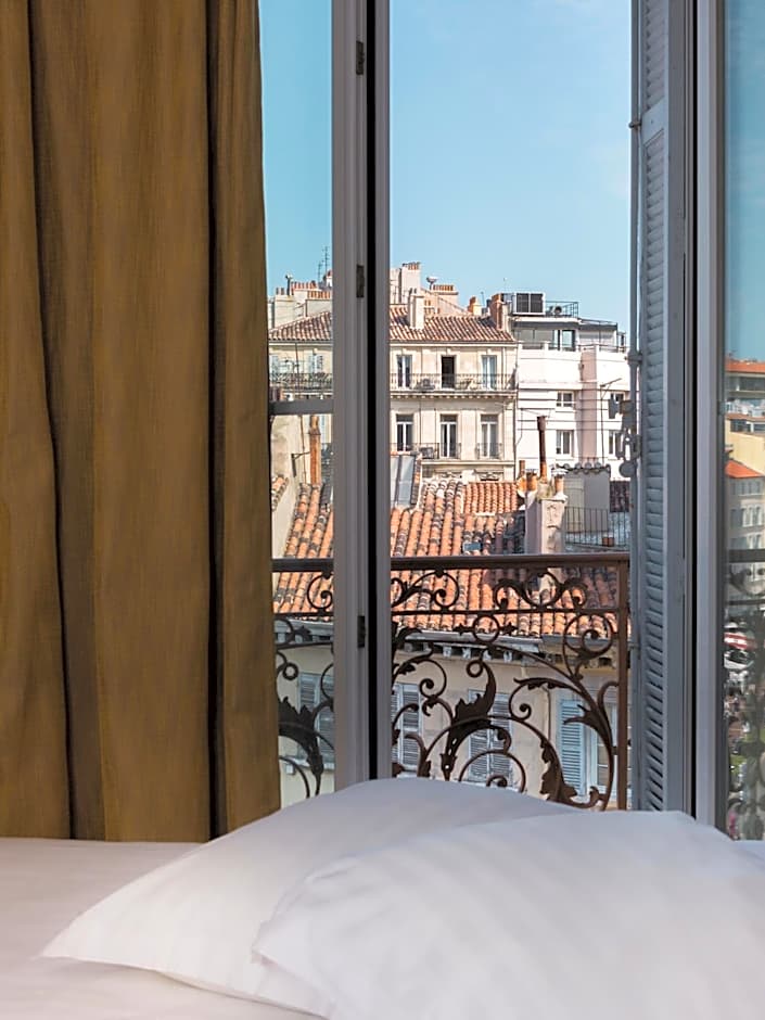 Escale Oceania Marseille Vieux Port