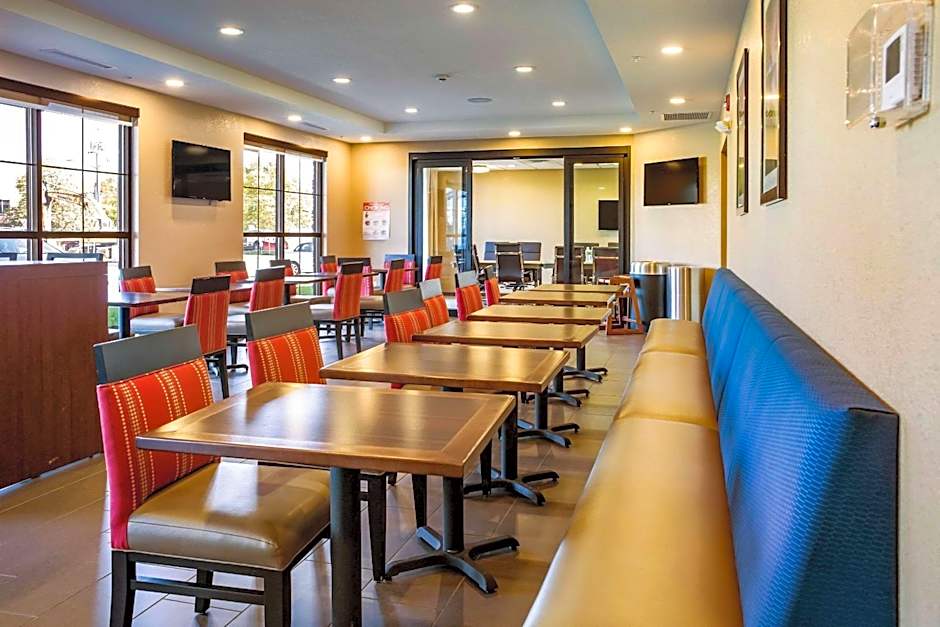 Comfort Inn & Suites Niagara Falls Blvd USA