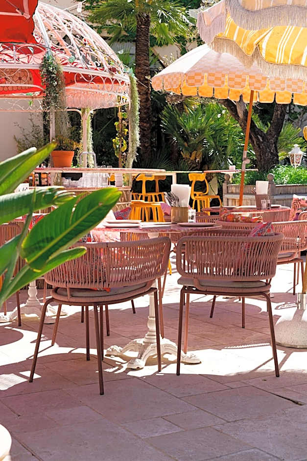 Hotel Juana