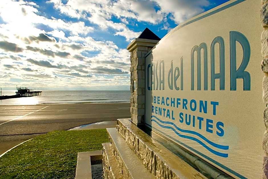 Casa Del Mar Beachfront Suites