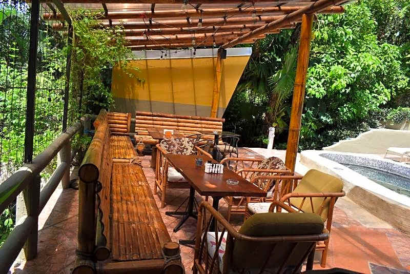 Hotel La Colina