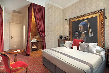 Superior King Room