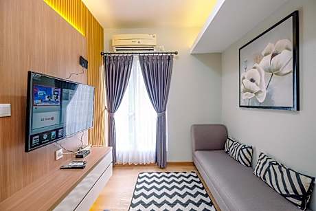 Nice and Homey 2BR Podomoro Golf View By Travelio
