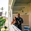 Plantation Hale Suites