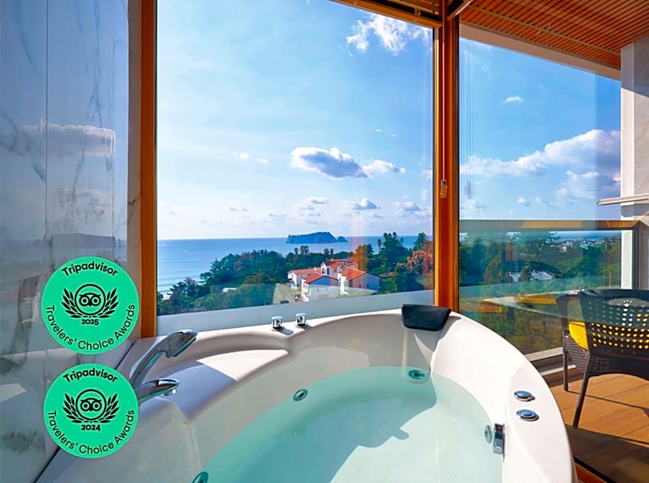 GoldOne Hotel & Suites