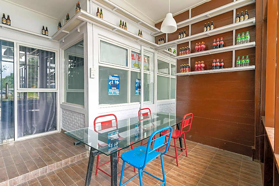 RedDoorz Plus @ Vantas Hotel Parbaba