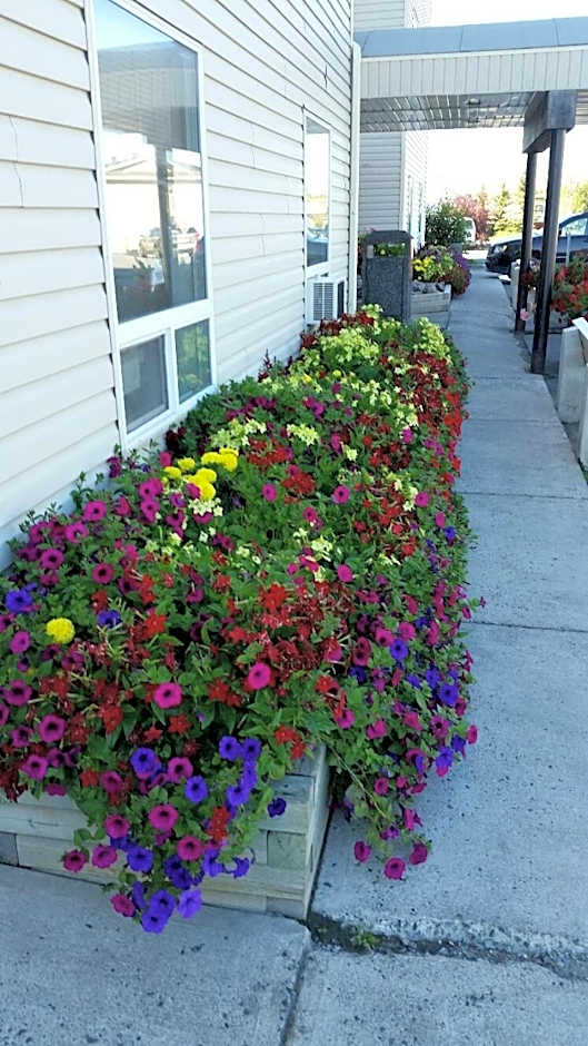 Super 8 by Wyndham Yellowknife