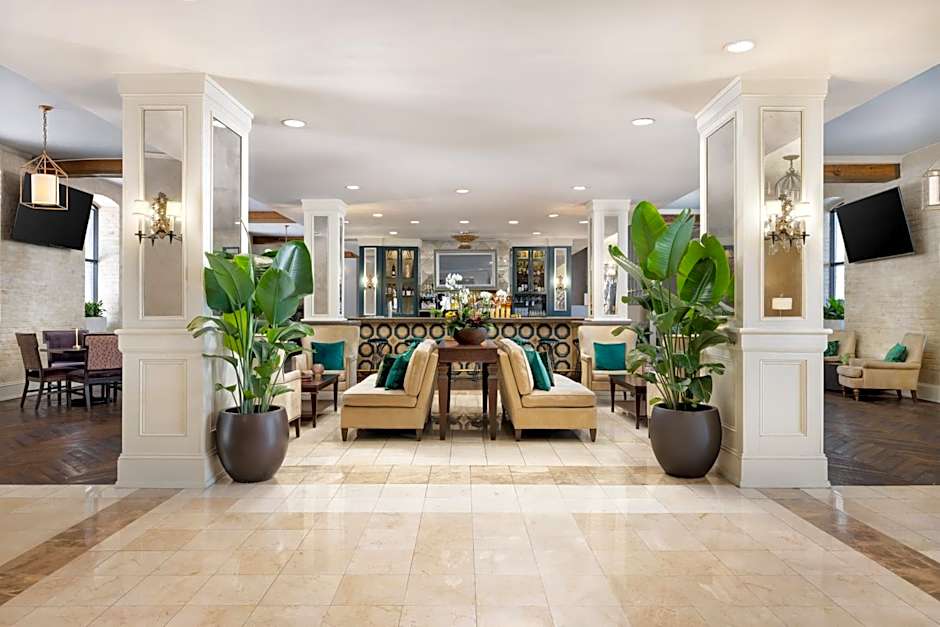 THE RIVERFRONT HOTEL NEW ORLEANS