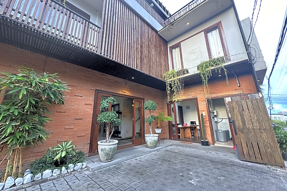 The Paving Villa Canggu