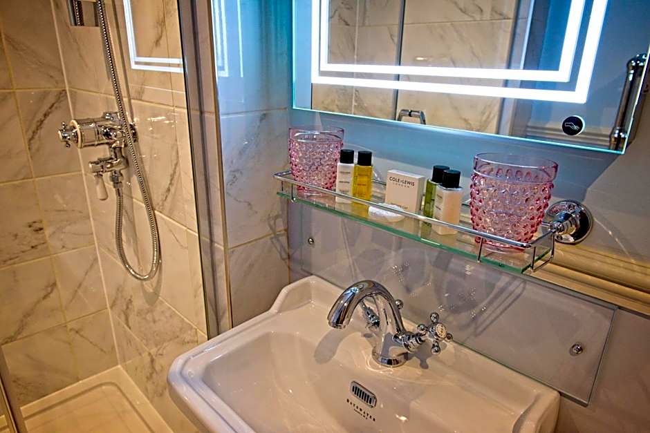 The Old Vicarage Hotel & Restaurant