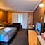 Country Roads Motor Inn