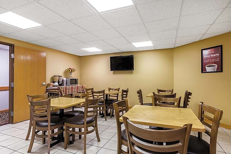 Econo Lodge Inn & Suites Dickson