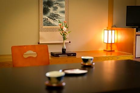 Japanese-Style Quadruple Room