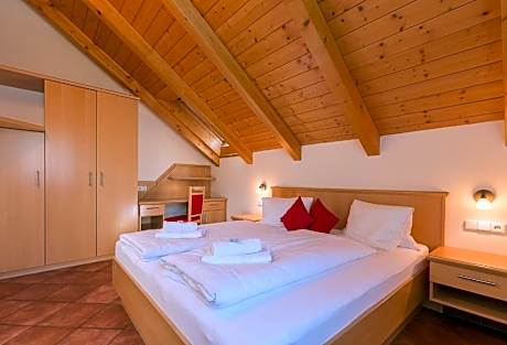 Holiday home with Terrace