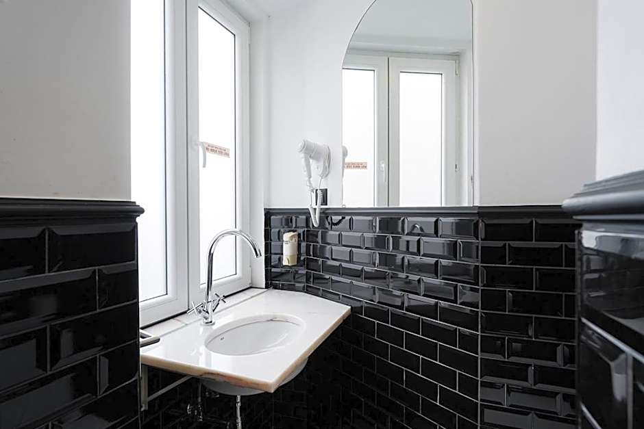 The Twenties by GuestReady