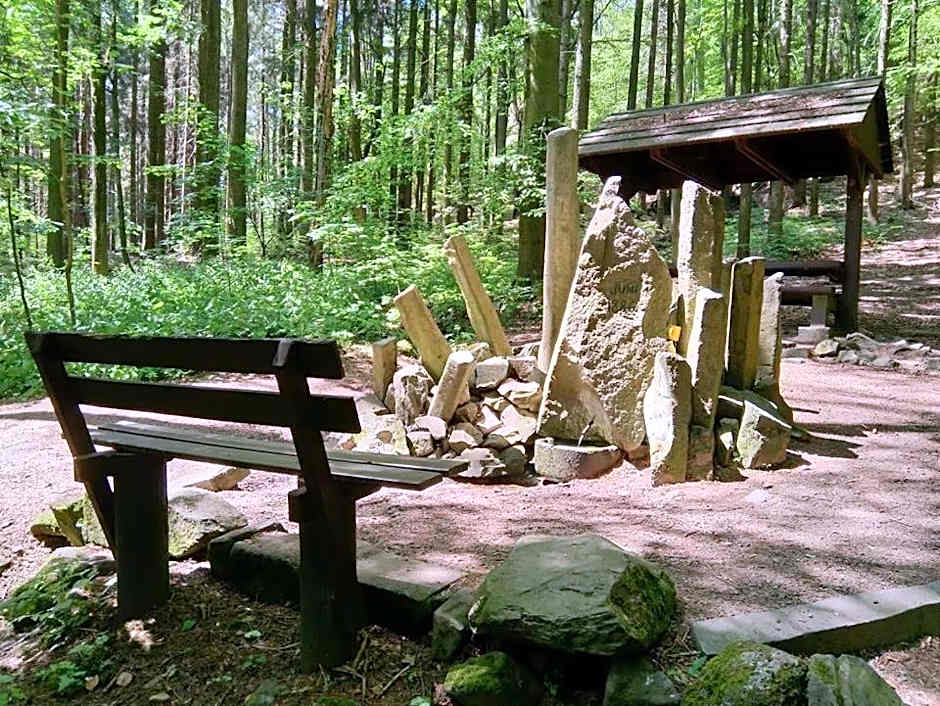 Villa Sunshine / Slunečna Vila