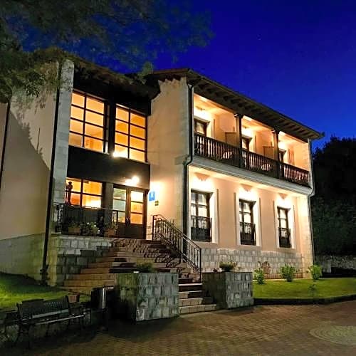 Hotel Rural El Texeu