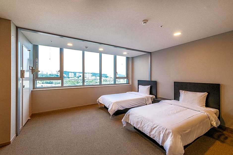 The Triny Urban Suites