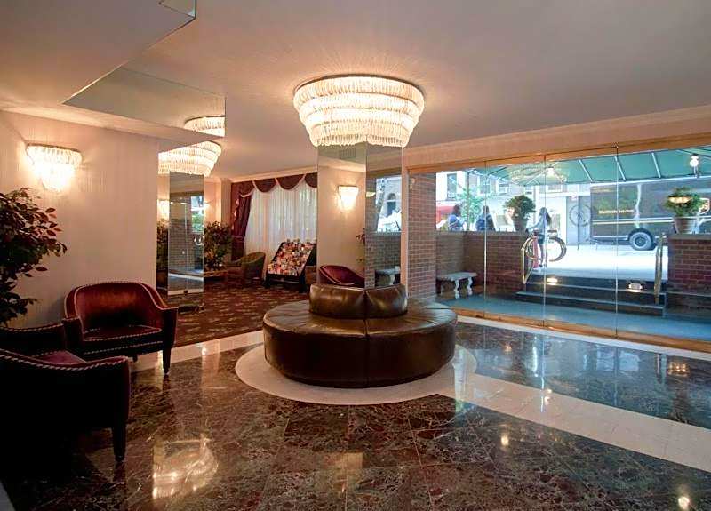 Murray Hill East Suites