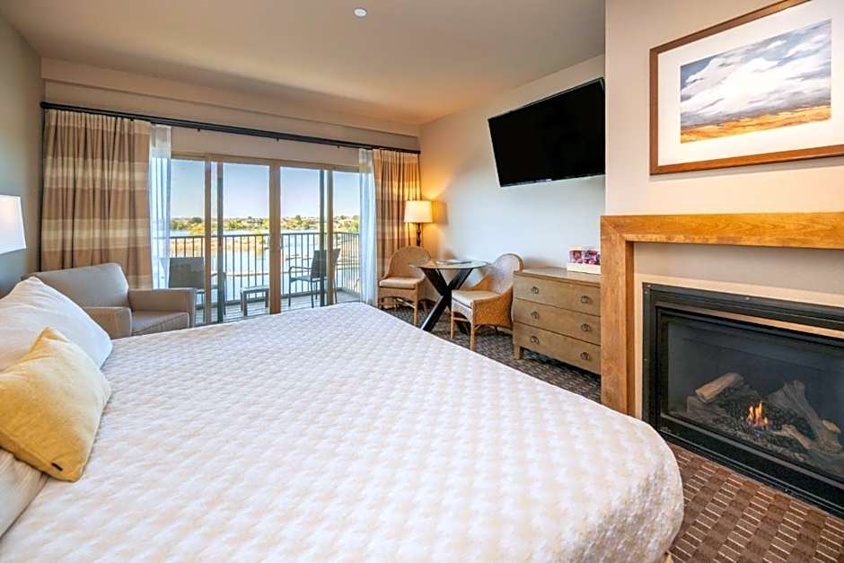 The Lodge at Columbia Point