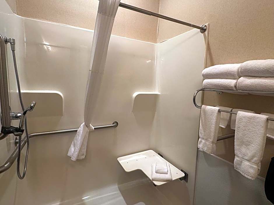 Sonesta Essential Indianapolis Airport