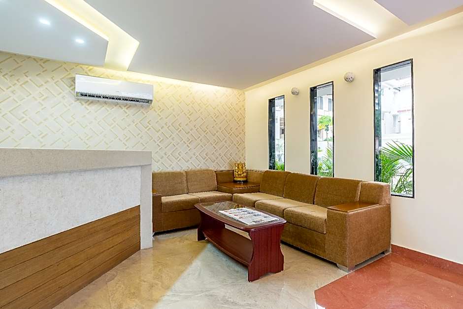 Treebo Pappilon Palace, PVS Circle