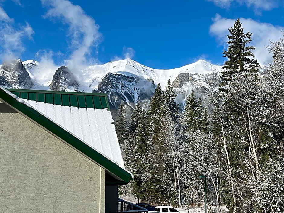 Banff Woods lodge