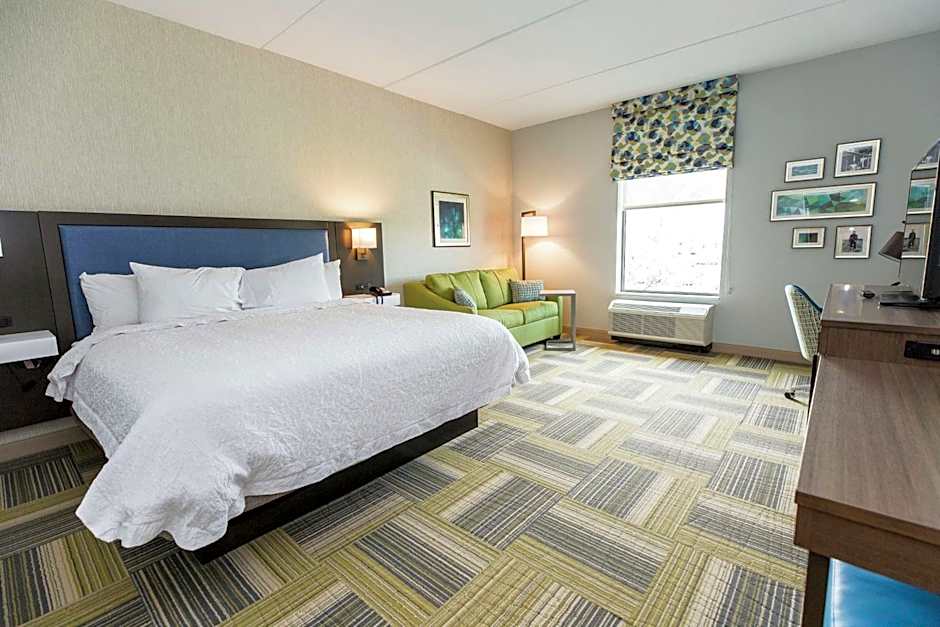 Hampton Inn By Hilton & Suites Syracuse North Airport Area