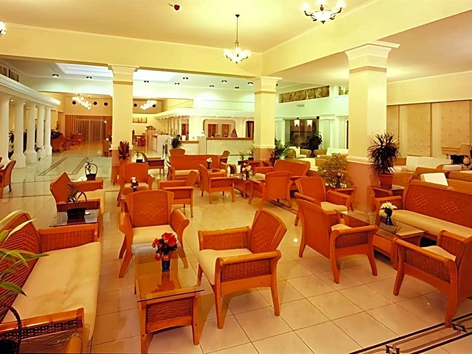 Gaia Royal Hotel