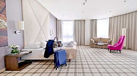 Deluxe Double or Twin Room