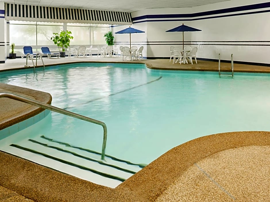Four Points by Sheraton Chicago OHare Airport
