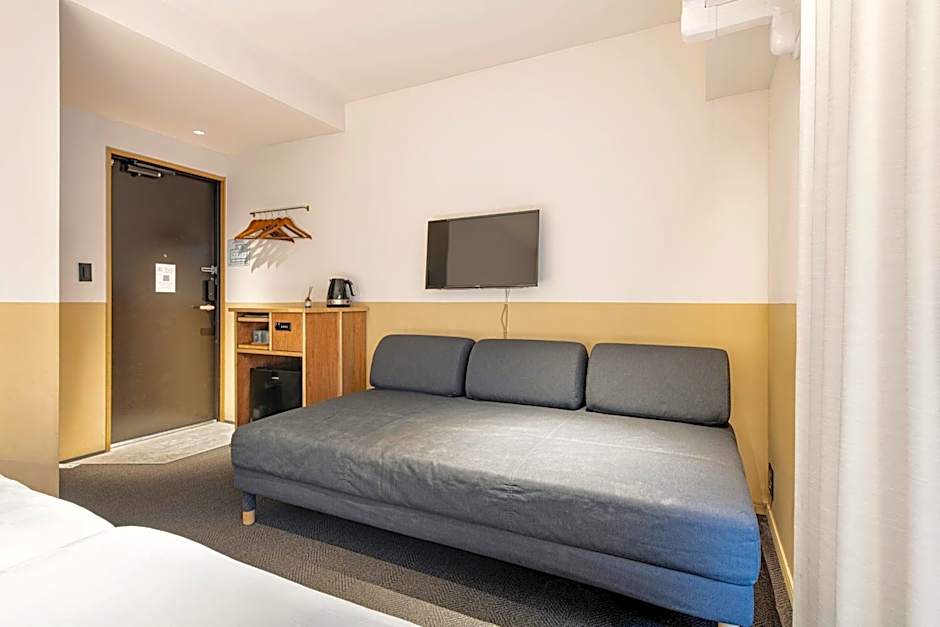 Hotel Asakusa KANNONURA