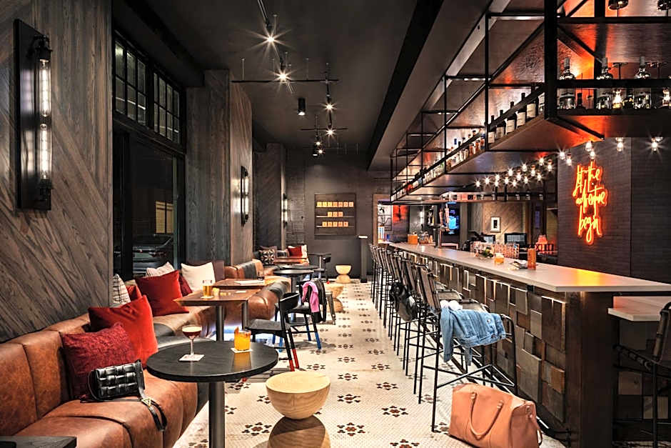 Moxy Springfield Downtown