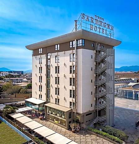 Sardegna Hotel - Suites & Restaurant