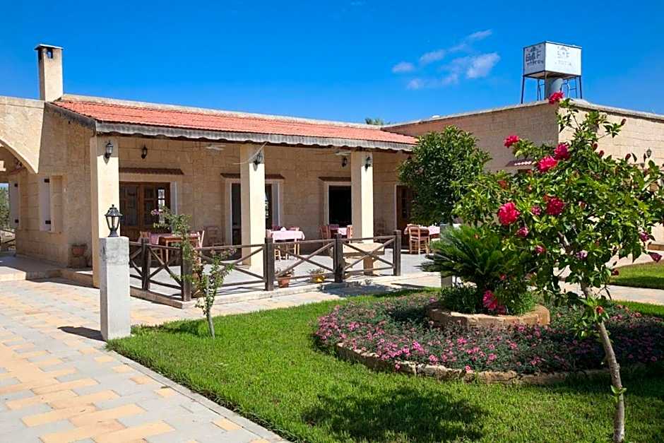 Glaro Garden Hotel