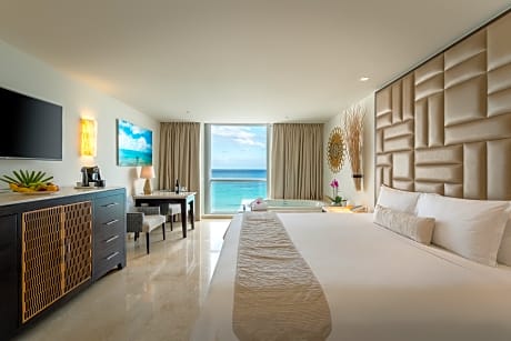 Superior Deluxe Honeymoon Suite Ocean View - King Size Bed