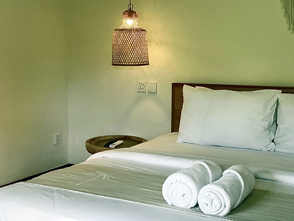 White Penny Hostel
