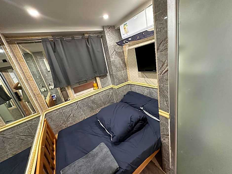 T A B Hotel
